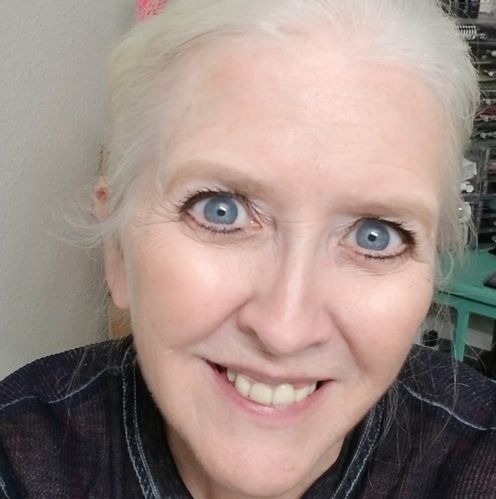 Meet your Posher, Janet